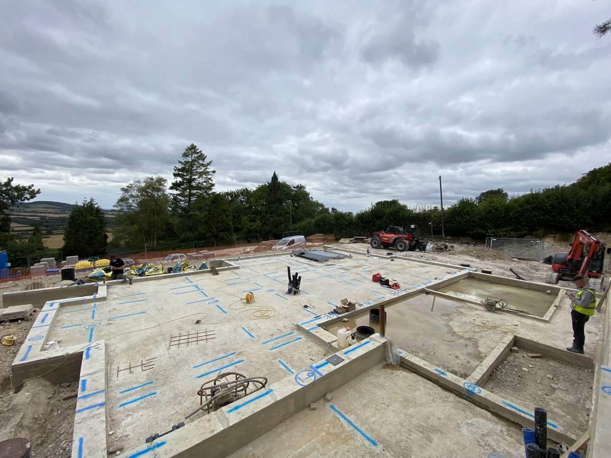rglsurveys's tweet photo. Leave nothing to doubt! Set out right first time. Centre lines of trench, face of brick, pop ups, steels and drainage. We do this all day every day 100%

#settingout #trench #brickwork #popups #drainage #steel #construction #groundworks https://t.co/OpRkGngHeE