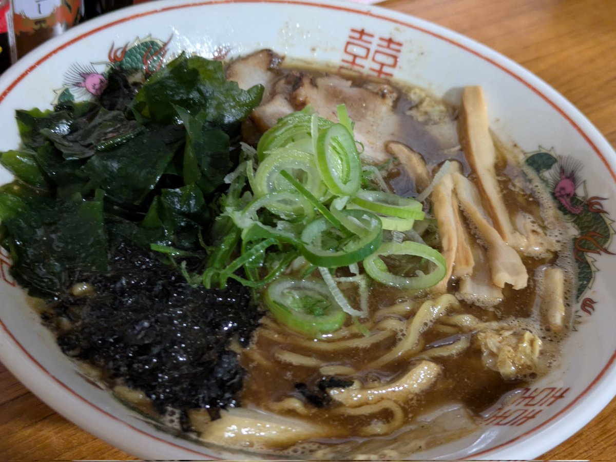 t_ume12's tweet photo. 昆布醤油ラーメン🍜 https://t.co/ykp7i4ONbb