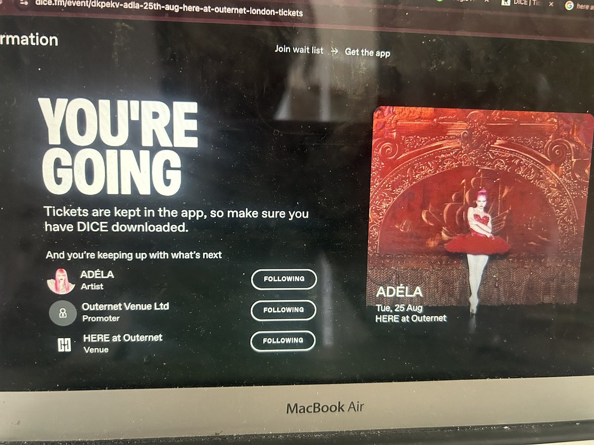 luvcatsalchemy's tweet photo. GUESS WHOS SEEING ADELA?? https://t.co/oBmMlUn1tZ
