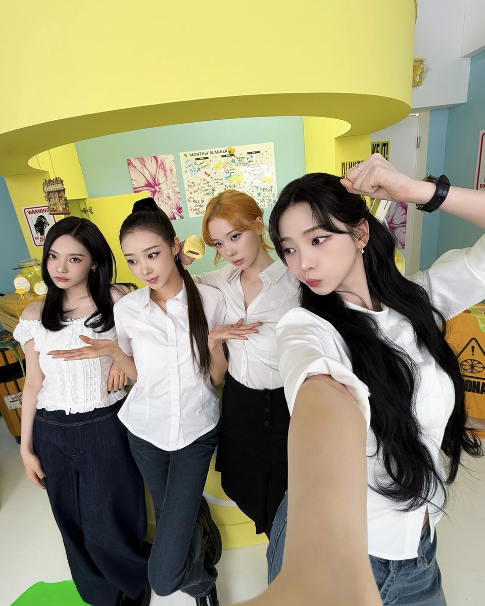Spiaecy's tweet photo. L(ae)MON SHOP 🍋 OPEN https://t.co/qBheCN0YeA