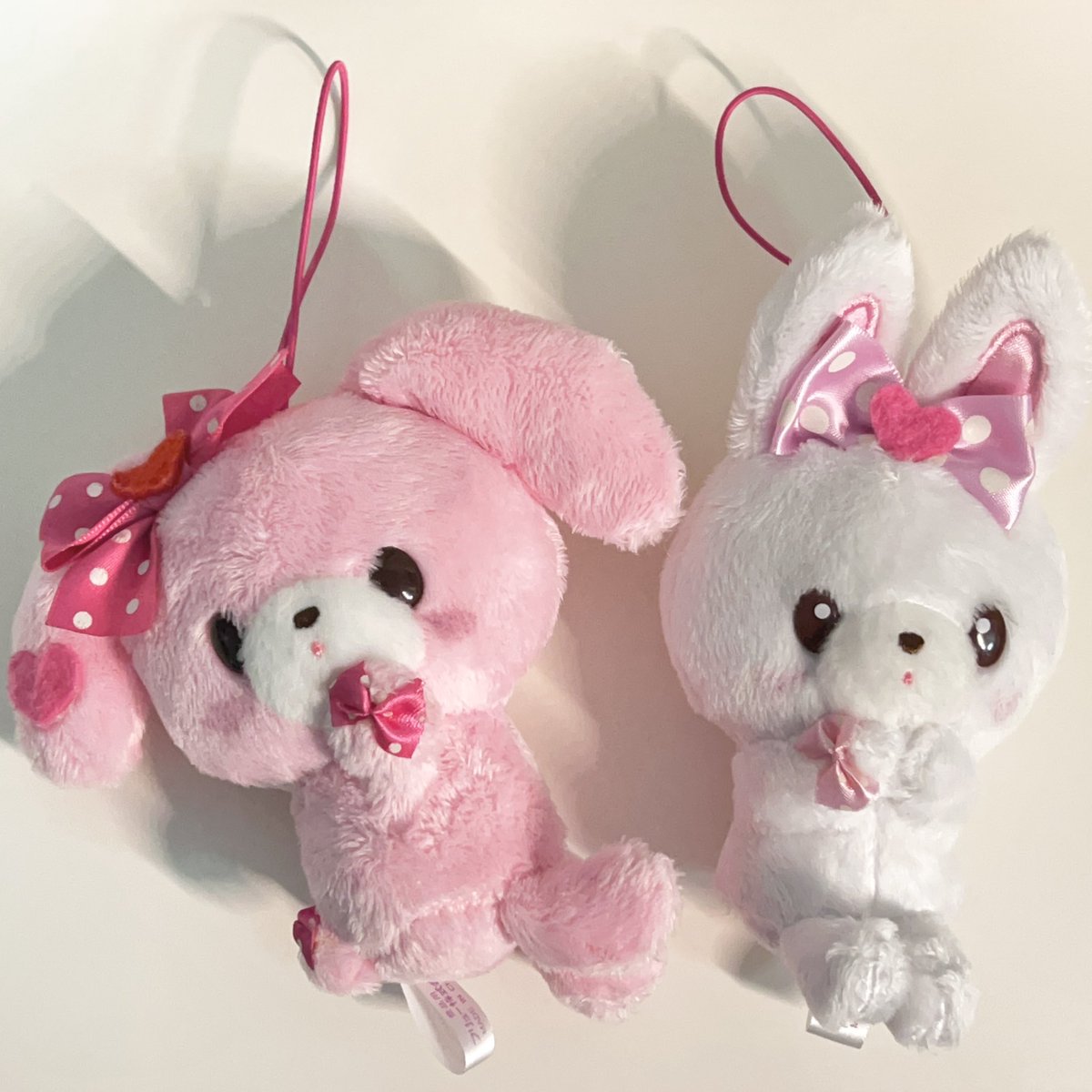 ynn_pn's tweet photo. ส่งต่อ บอนบอน bonbonribbon ค่า 🎀🏹

1. มือ1 ไม่เคยแกะออกจากซอง 890 (รวมส่ง)
2. ขายคู่ งานสะสม pinterest 750/2 (รวมส่ง)

#ตลาดนัดsanrio #ตลาดนัดซานริโอ้ https://t.co/J6piK5VV7E