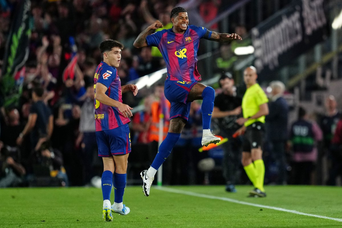 DougieCritchley's tweet photo. A 28 year old experienced international, has spent 1 year at your club on loan, assimilating to a new environment and successfully integrating into your club...

Contributing 28 goals and assists in 49 games in the process...

And he's available for a reported £26m...

Would you sign him? Of course you would!

And yet Barcelona are now reportedly interested in Anthony Gordon, who whilst a great player, I'd expect would cost 3 times that figure...

I don't really get it!

I know many Barcelona fans don't think Rashford fits their style particularly well, and can drift in and out of games...

But for that fee, surely it's just a tap-in?!

Either way... if Barcelona (somehow) end up signing Gordon, Bayern should 100% look at Rashford.