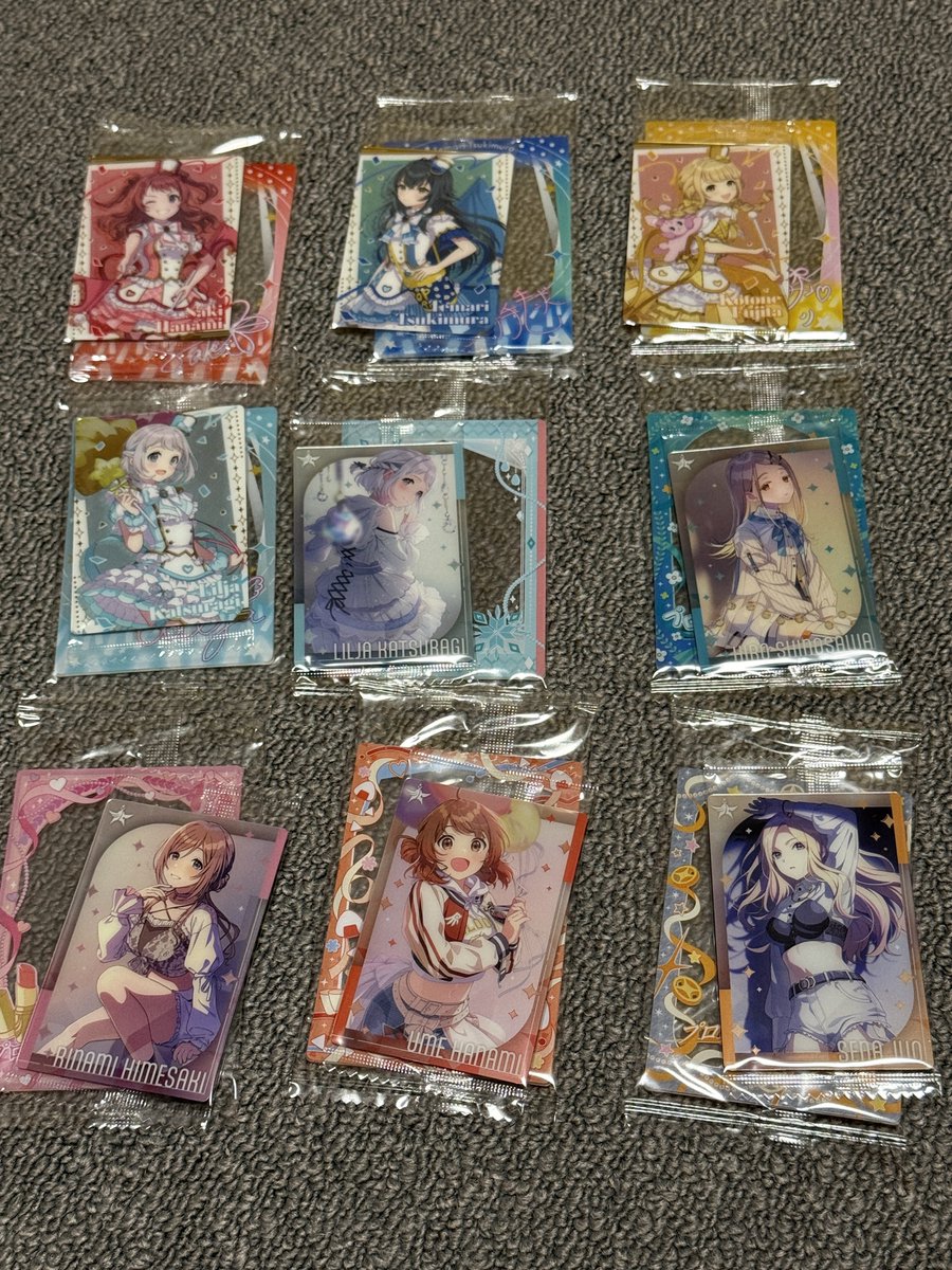 KURA_masked's tweet photo. 【交換】学園アイドルマスター 学マス カード＆フレームスティックウエハース
譲）
花海咲季、月村手毬、藤田ことね、葛城リーリヤ（マーチ）
葛城リーリヤ、篠澤広、姫崎莉波、花海佑芽、十王星南（初）

求）倉本千奈（同種同士希望）

6月19日秋葉原で交換可能な方いましたら是非お願いいたします https://t.co/q7sESj6J9D