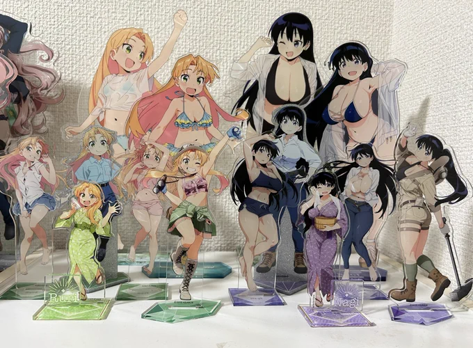 瑠璃の宝石の新しいアクスタ届いた