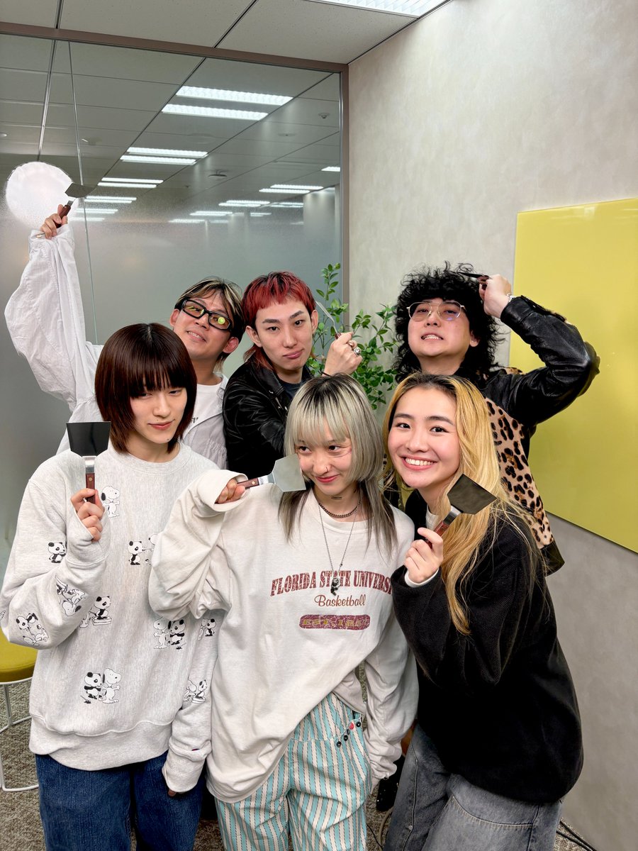 yon_yon_mbs's tweet photo. 📺#よんタメ
6/1(月)28:10〜放送予定
【6/2(火)4:10〜】

⭐️Chilli Beans.
⭐️ハルカミライ
…が登場❗️

7/3開催の音楽イベント
『SOUND CONNECTION
-SUNSET PARTY-』
で初の2マンライブ🎸

関西との“つながり”を深めるタメに
「関西の音」クイズに挑戦‍❗️😆

@chillibeans_mc
@HarukamiraiInfo https://t.co/1lHN8UNxNP