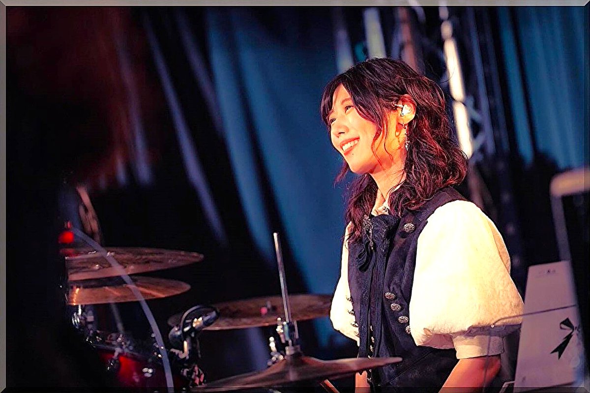blue_bandmaid's tweet photo. #bandmaid
@achi_bandmaid
🎀BAND-MAID BLUE🎀 https://t.co/RiSsEF8MpI https://t.co/L98JS4GZRU