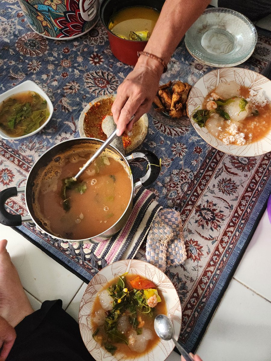 amdkj_'s tweet photo. Kapurung 🤤 https://t.co/DWFDkHUL18