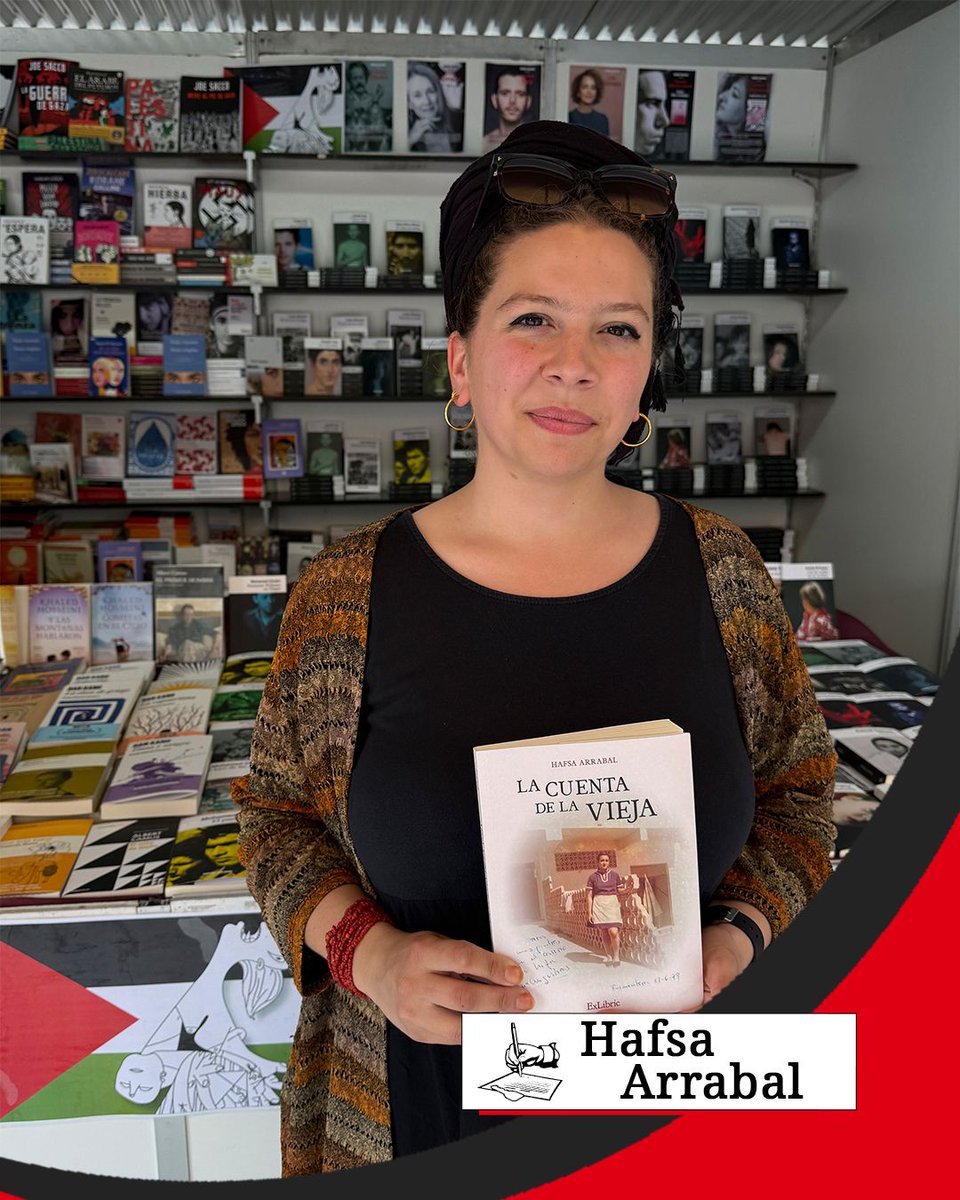 ExLibric's tweet photo. ✍🏼 ¡Escribir desde las entrañas es otro rollo y, sí, eso es lo que hace Hafsa Arrabal! 👀

✨ La autora de «La cuenta de la vieja» es andaluza, divulgadora epistémica y buena observadora de las grietas humanas.

Ella mezcla lo rural y lo íntimo, la crudeza y la amabilidad, como quien te cuenta una verdad incómoda alrededor de una mesa camilla mientras fuera ya está cayendo la noche 🖤

¿Y tú? ¿Qué tipo de escritor eres? 📖 ¡Queremos conocerte! 😉

#EditorialExLibric #Publicatulibro #ServiciosEditoriales