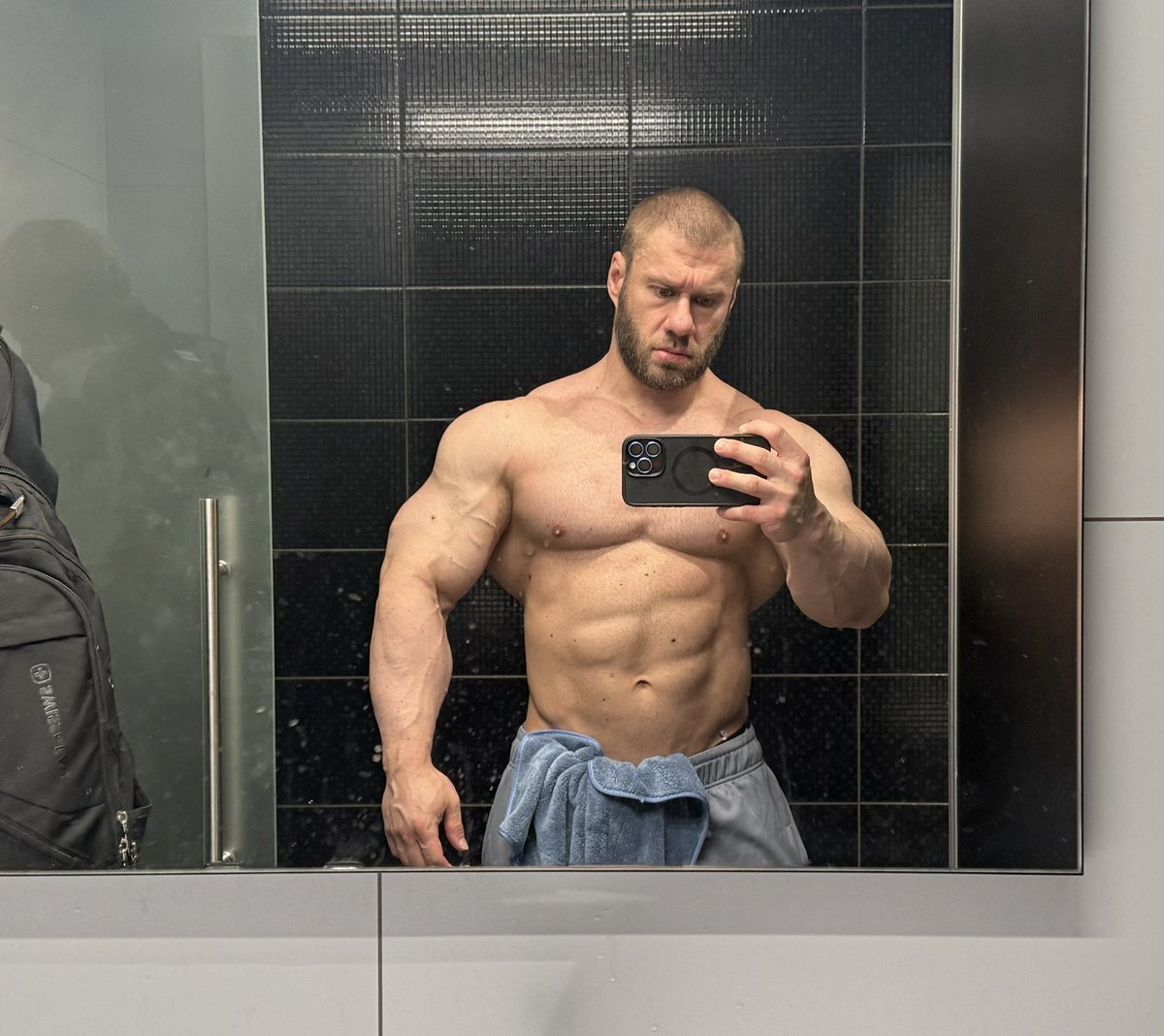 ShowMuscleX's tweet photo. https://t.co/PLvndeDy7S https://t.co/tFfIeY3Bng