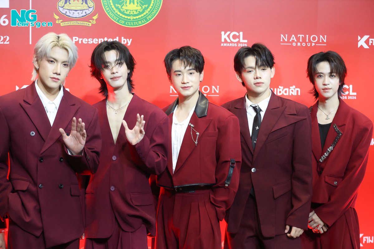 NGnewsgen's tweet photo. หนุ่มๆ “SH1NE” ร่วมเดินพรมแดงในงานประกาศรางวัล “KCL AWARDS 2026 คมชัดลึกอวอร์ด ครั้งที่ 22”

#SH1NE
#KCLAWARDS2026
#คมชัดลึกอวอร์ดครั้งที่22 https://t.co/0W5PQcxQUk