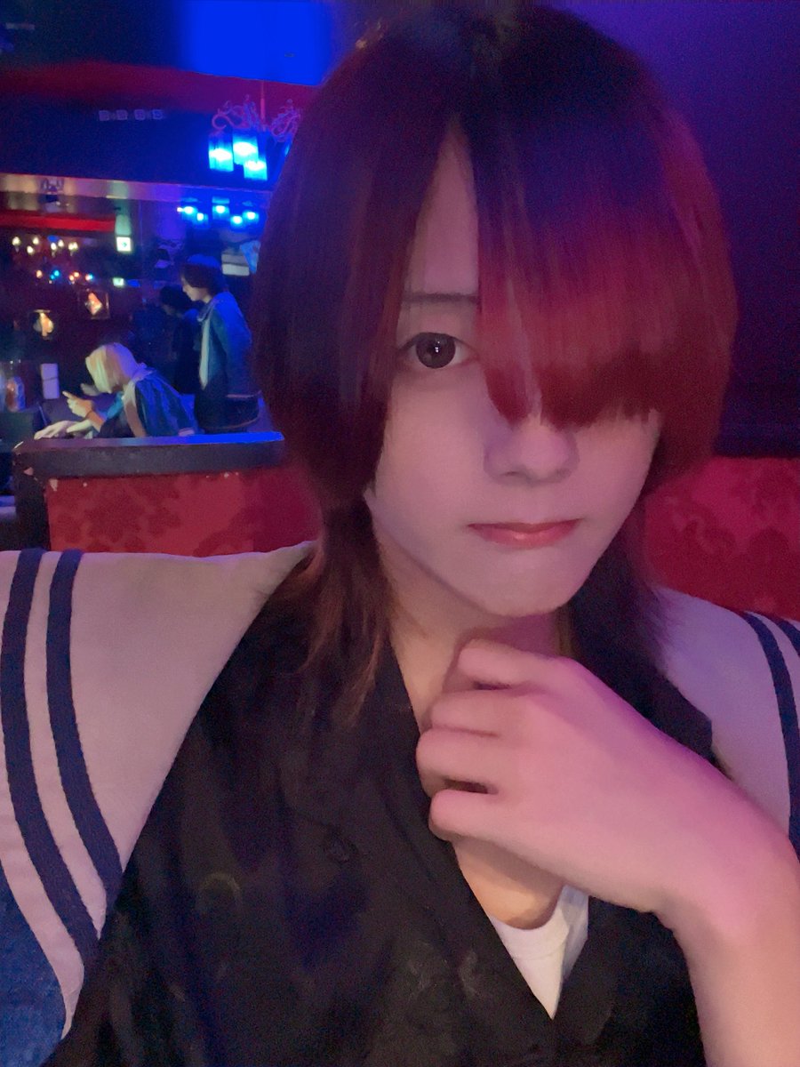 yno_xx's tweet photo. しゅっきーん
なんか顔伸びた？ https://t.co/j7QWuxcbOo