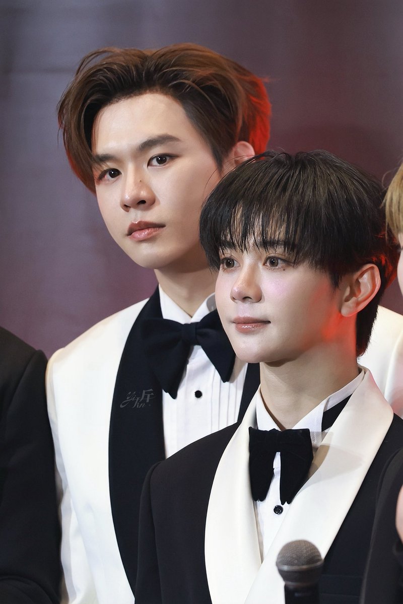 A_hou97's tweet photo. heart beats faster💓

KCLAWARDS X FOUREVERU2

#bevertonliew 
#คมชัดลึกอวอร์ด22 #KCLAWARDS2026
#bbverpj #tonliewmtp https://t.co/ERmGChICsC