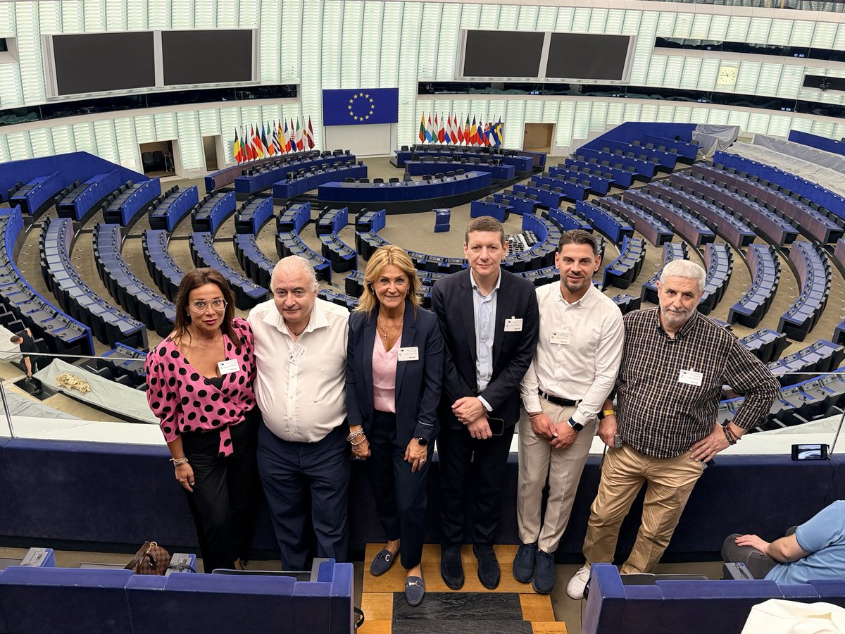 Cisl_Lazio's tweet photo. La Cisl Lazio e le Ust di Roma Rieti, Frosinone,Latina e Viterbo a #Strasburgo 🇫🇷 presso il Parlamento Europeo 🇪🇺 per il progetto Anteas #Lazio 🇮🇹
Cittadinanza Attiva 4.0 Leadership, Comunità e Innovazione, l’integrazione europea e sul ruolo dei cittadini nei processi decisionali https://t.co/Q1qnwSZlhV