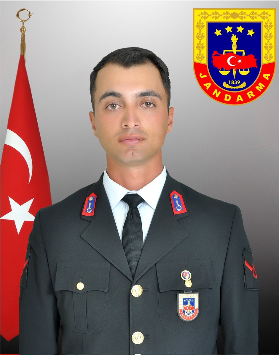 gelinciklerimiz's tweet photo. Bayram... 

Kime bayram? https://t.co/RWLinYXm5T