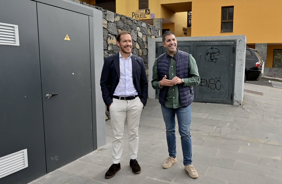 EcologicaGobCan's tweet photo. ⚡️ Visitamos la nueva instalación fotovoltaica que impulsamos en La Frontera, #ElHierro.

🔗 Más información: https://t.co/2aJT8XbHzs https://t.co/mTXDcwk665
