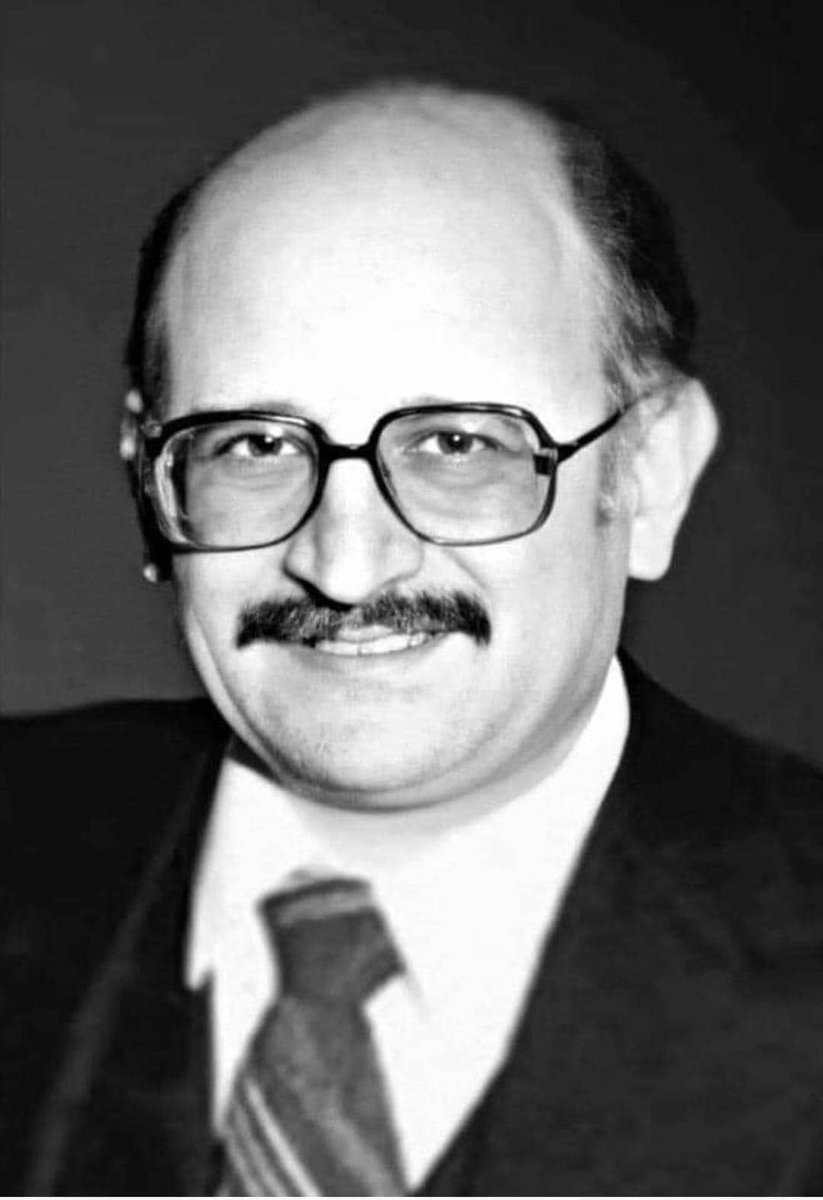 halukpirimoglu's tweet photo. Gümrük ve Tekel Bakanlığı yaptığı dönemde kendileri ile beraber görev yapmaktan şeref duyduğum, şehit edilen Eski Gümrük ve Tekel Bakanı Gün Sazak’ı; saygı, rahmet ve dualarla yâd ediyorum. Mekânı cennet olsun. https://t.co/NOYMfn1UxB