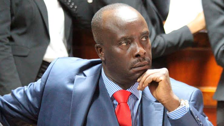 KenyanSays's tweet photo. " Do not build a matrimonial home on your ancestral land"- Lawyer Danstan Omari! https://t.co/dQMzzIsvhV