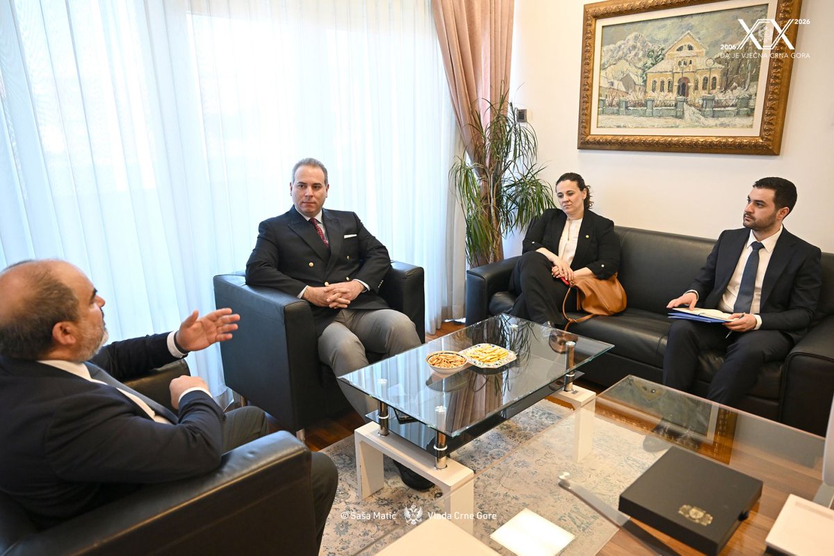 fivanovicpg's tweet photo. Srdačan razgovor s ambasadorom 🇨🇾, Andreasom Fotijuom, o bilateralnoj saradnji i planiranim koracima do kraja kiparskog predsjedavanja 🇪🇺. Crna Gora izuzetno cijeni snažnu podršku i angažovanost Republike Kipar u kontekstu politike proširenja EU. https://t.co/HRwPP81WdL
