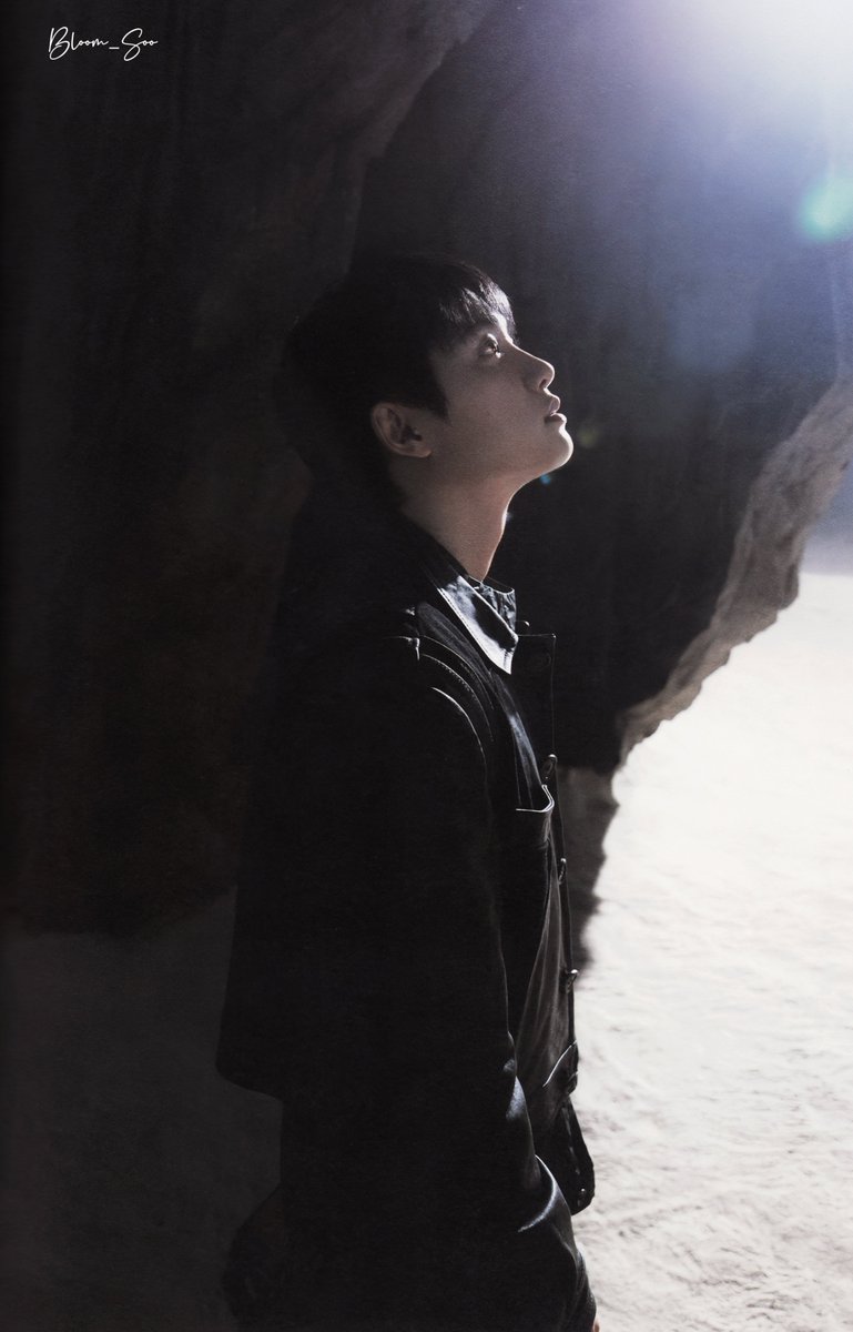 Bloom__Soo's tweet photo. EXO 《REVERXE》R ver.    D.O.（3p）🐧🫶

#도경수 #DOHKYUNGSOO https://t.co/JPOxjA9mBs