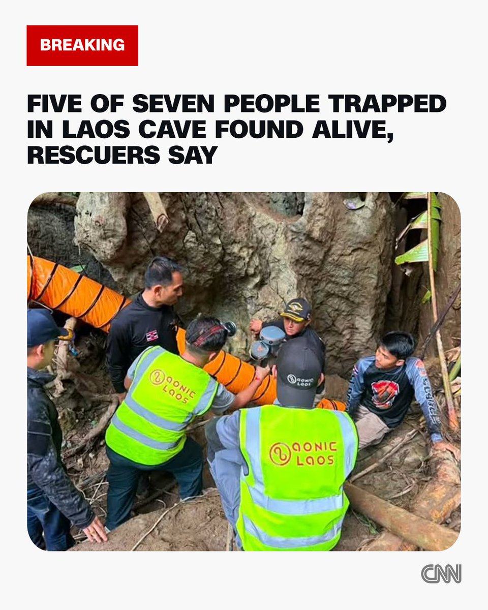 CNN tweet media