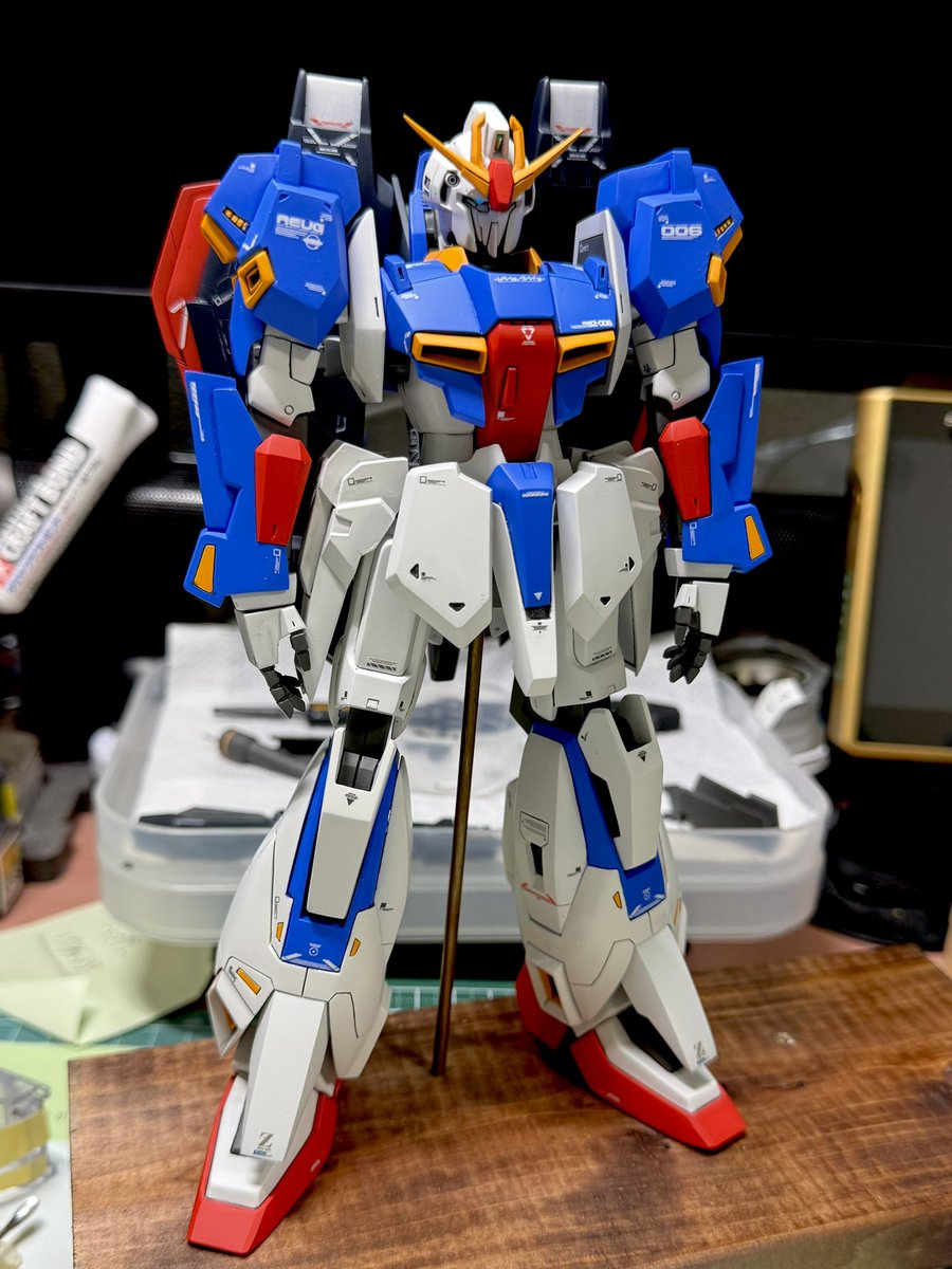 Zガンダム本体とりあえず完成w 色がのるとカッコ良い 途中止まってる