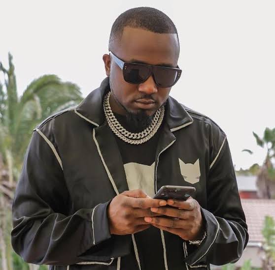 YabaLeftOnline tweet media