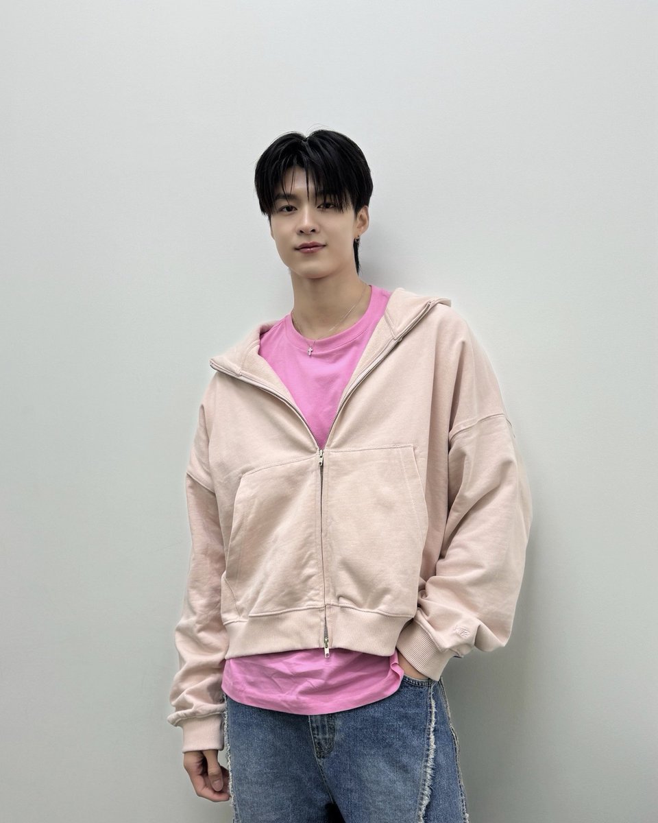 Mchoice Official tweet media