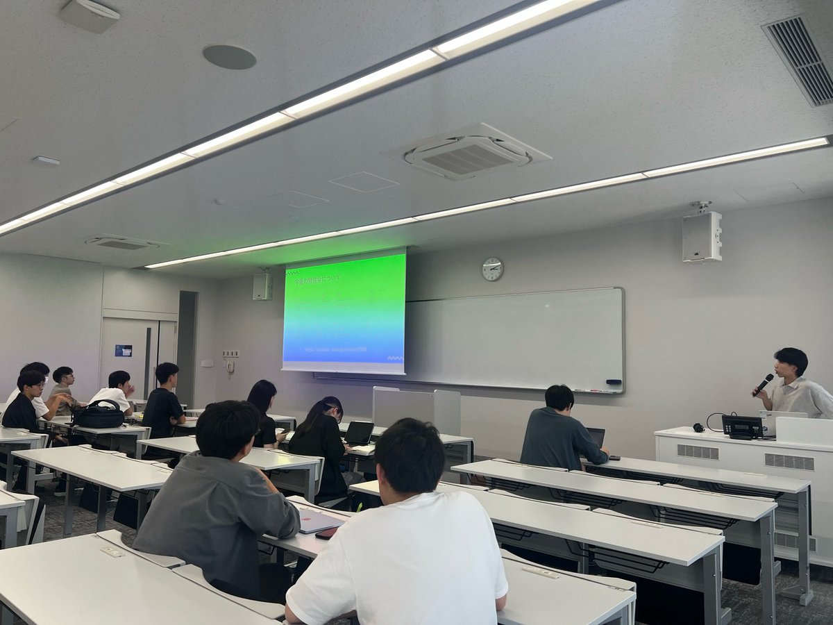 set_official's tweet photo. 【総会を開催しました！】
シス研の今について、総会を行いました！📝
購入品の予定や外部のイベント、勉強会の予定について紹介しました。

来月、早速勉強会があります。6月1日にリテラシ勉強会を開くので、日常の作業に活かせる知識を知りたい人はぜひ参加してください！👍
#愛工大 #AIT #AITシス研 https://t.co/H6tRAoZ1Jo