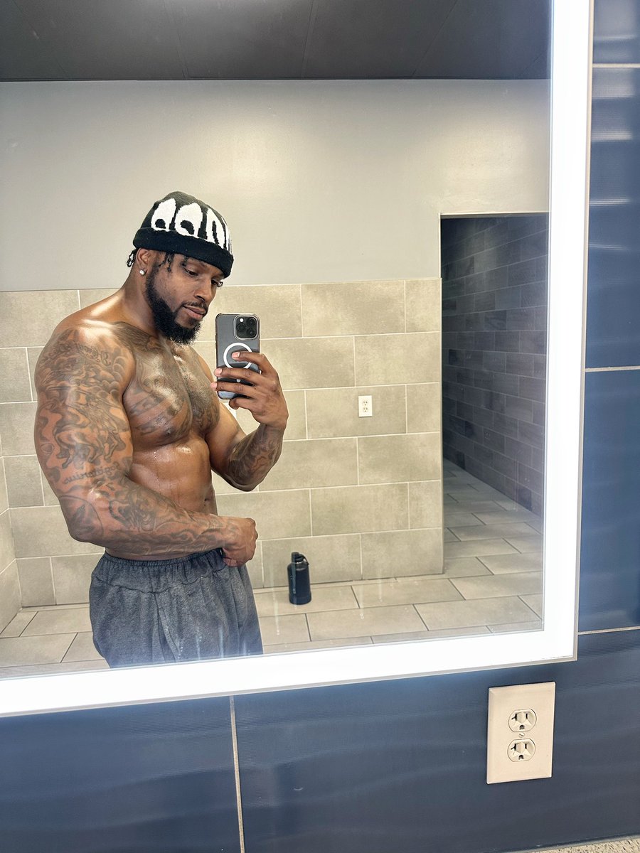 Travis howard tweet media