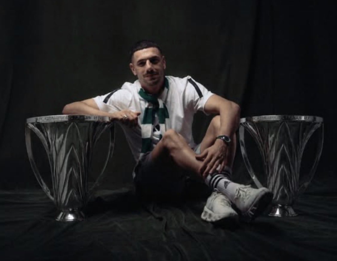 m509_x's tweet photo. @ALAHLI_FC حلم هذاك النادي 😅🔥🔥. https://t.co/5OfyzKGFRC