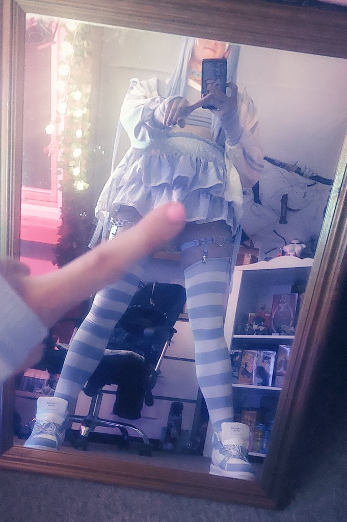FemboyCorpse💀 tweet media