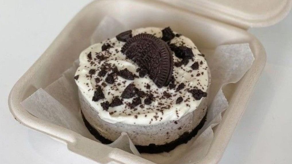 reminiscinbby's tweet photo. which one do you choose? oreo desserts or tiramisu? ♡ https://t.co/B208jvtj8c