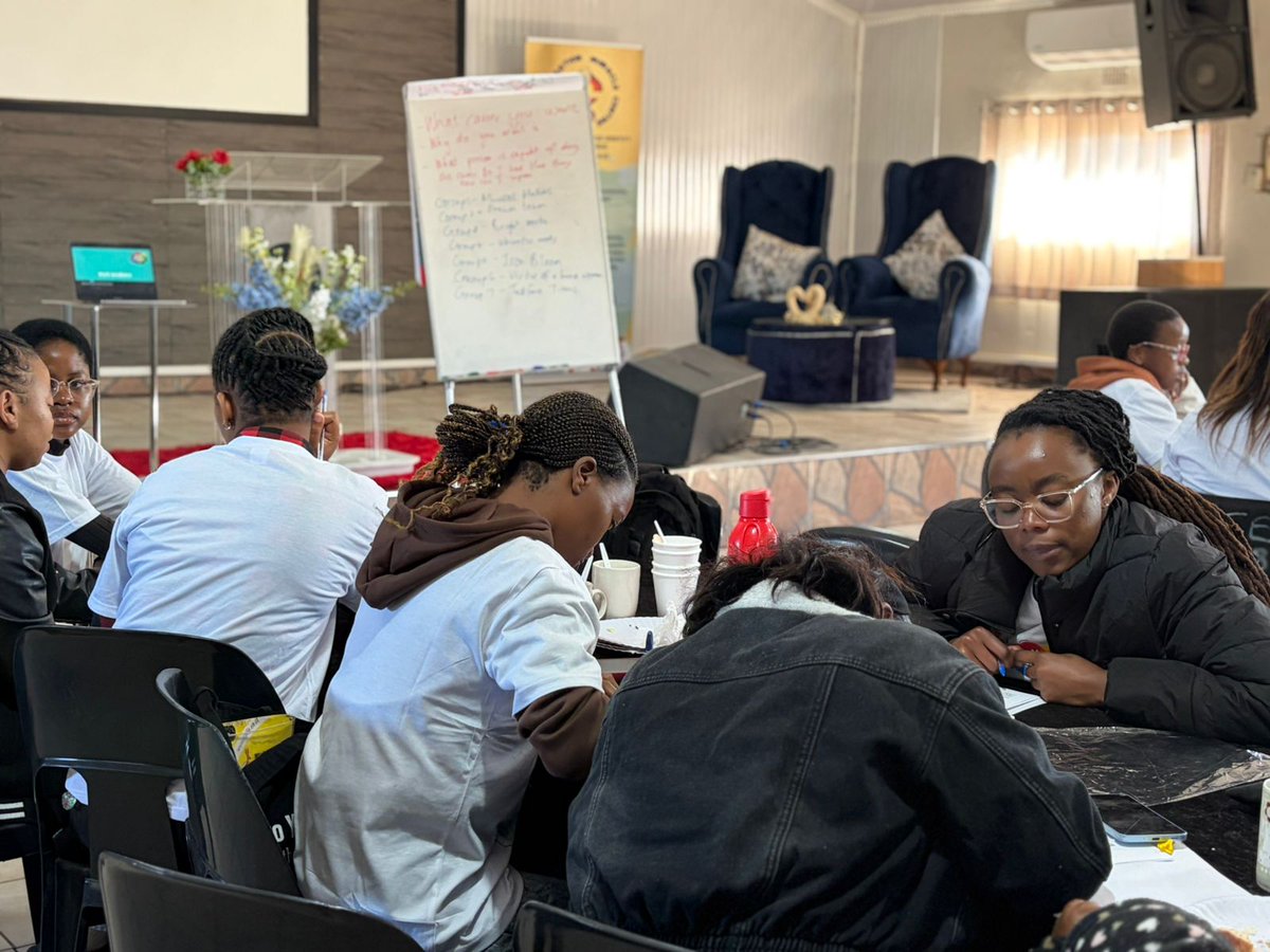ThinkroomSME's tweet photo. Day two, Kriel. At the Life Restoration Miracle Centre today, the #digitalskills segment of the rollout came alive. Thuli Dlamini, founder of @IkusasaG, walked the cohort through the practical tools they need to work and learn in the current economy.
#YouthSkills https://t.co/RkUU1H9fTN