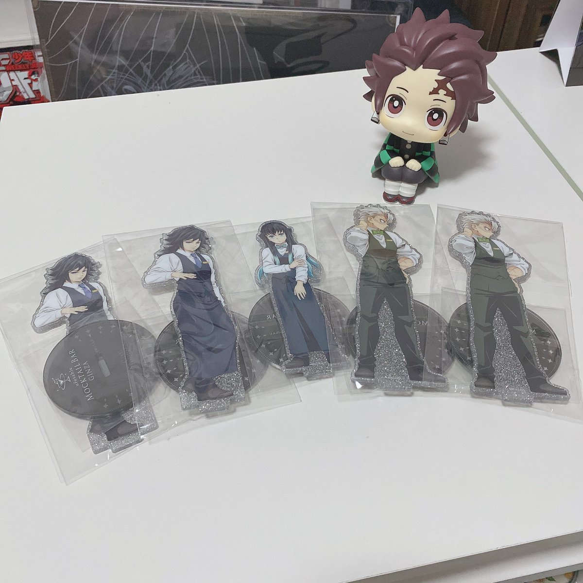 sora_bread_19's tweet photo. 脅威の引きを見てほしい アクスタ https://t.co/rqYziN2688