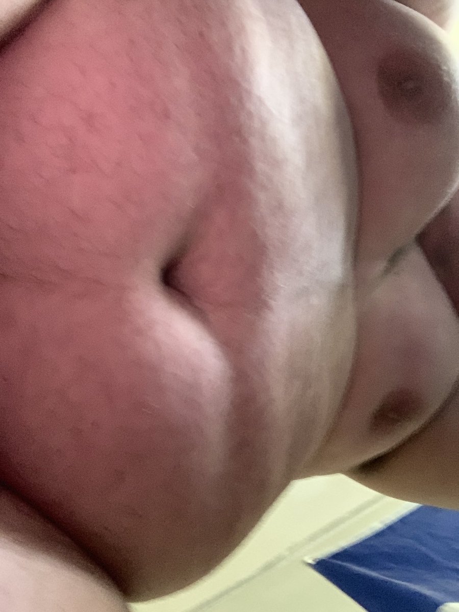 BigBoiSquirrel's tweet photo. Yo dawg I heard you like fat bitches :0 rub my belly >:3 https://t.co/bLhUobMXZS
