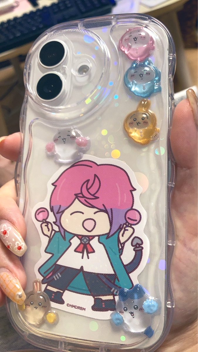 _killua77's tweet photo. ステッカーせっかくなのでスマホに貼った♡ https://t.co/ipzZd4EFso