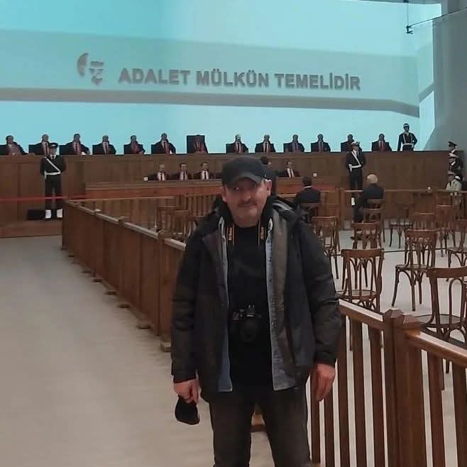 ukahraman6060's tweet photo. "Kimseye dargın değilim. Hayata veda etmek üzere olduğum şu anda, devletime ve milletime ebedi saadetler dilerim"
Adnan Menderes
#27Mayıs1960
Darbesinin
Sene-i devriyesinde
#Adnanmenderes #FatinRüştüzorlu ve #Hasanpolatkan'ı rahmet ve minnetle anıyoruz.
Mekanları Cennet olsun.
#27mayıs