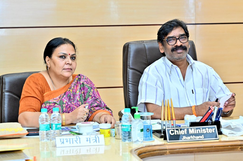 Hemant Soren tweet media