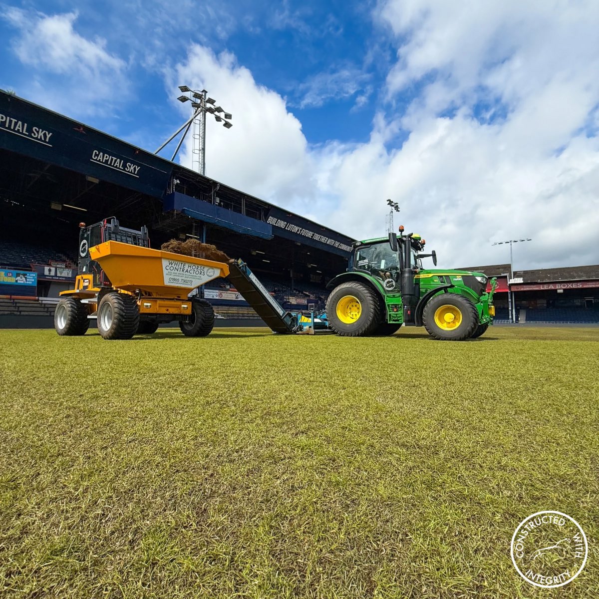 whitehorsecontr's tweet photo. We’re back at @LutonTown’s Kenilworth Road Stadium⚽
Our team returned to remove the existing surface &amp; prepare a new pitch ready for the 2026/27 season.
Always a pleasure working with Dickie &amp; his team to deliver optimum playing surface
#Football #LTFC #Constructedwithintegrity https://t.co/n8Lj3w7Pxs