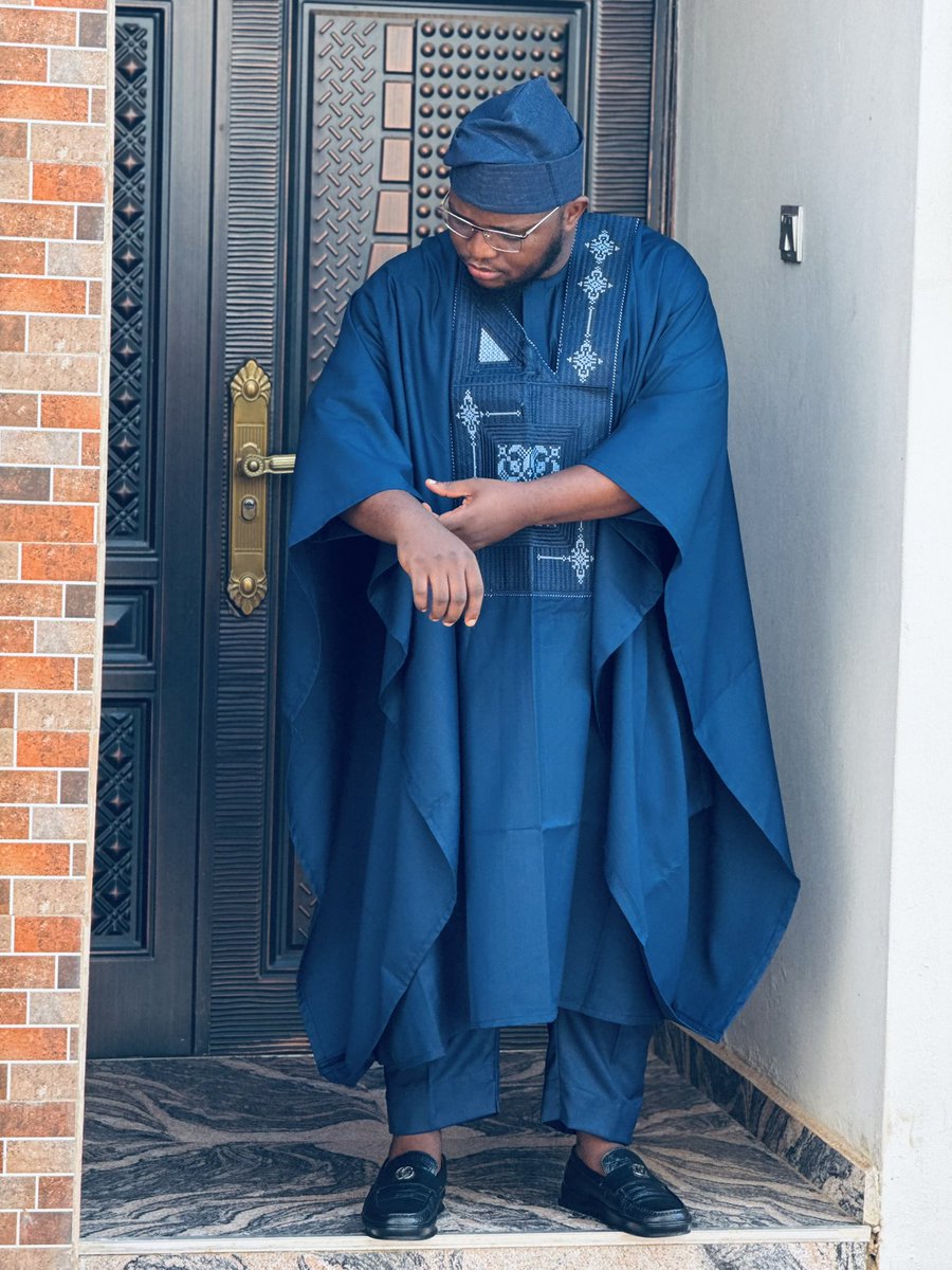 usmanade_'s tweet photo. Eid Mubarak, taqabbalaLlahu minna wa minkum💙💙

@Kenkidlands https://t.co/RhIFRtutB3
