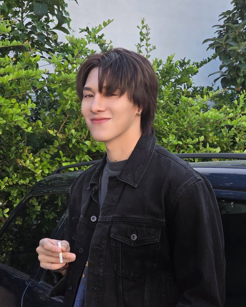 ren อู – #WU Is Here! (🐈⬛) tweet media