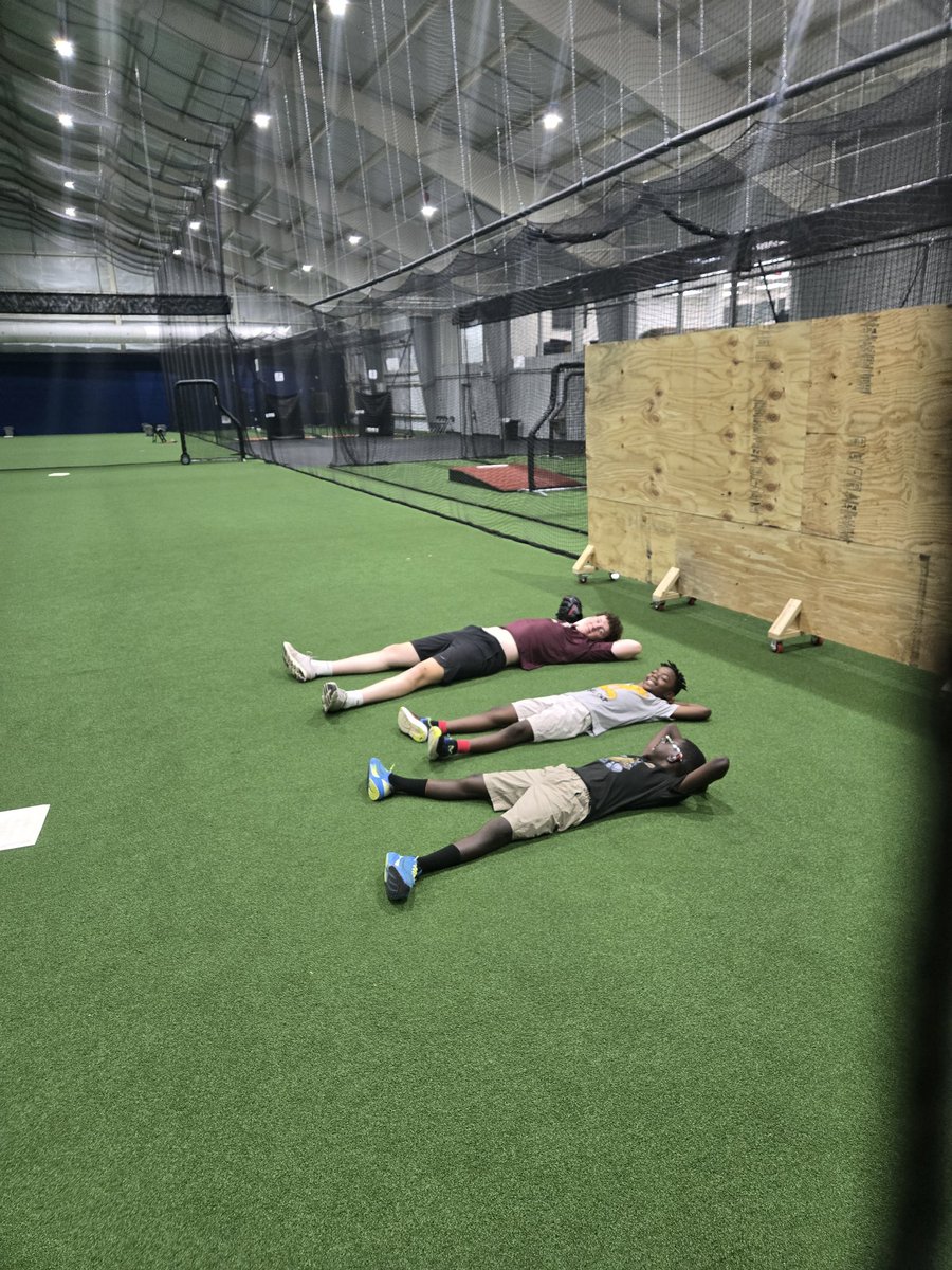 john_rrbsbl's tweet photo. 11 Months post Tommy John surgery and getting stronger. Today was good day, I had a good pin and my little brothers both came to support me, even did some stretching with me. Big thanks to Paul for pushing me daily. @AndrewsSportMed @JeffDugasMD @BPCC_Baseball @PaullyB21 https://t.co/YlMxaRWwe2