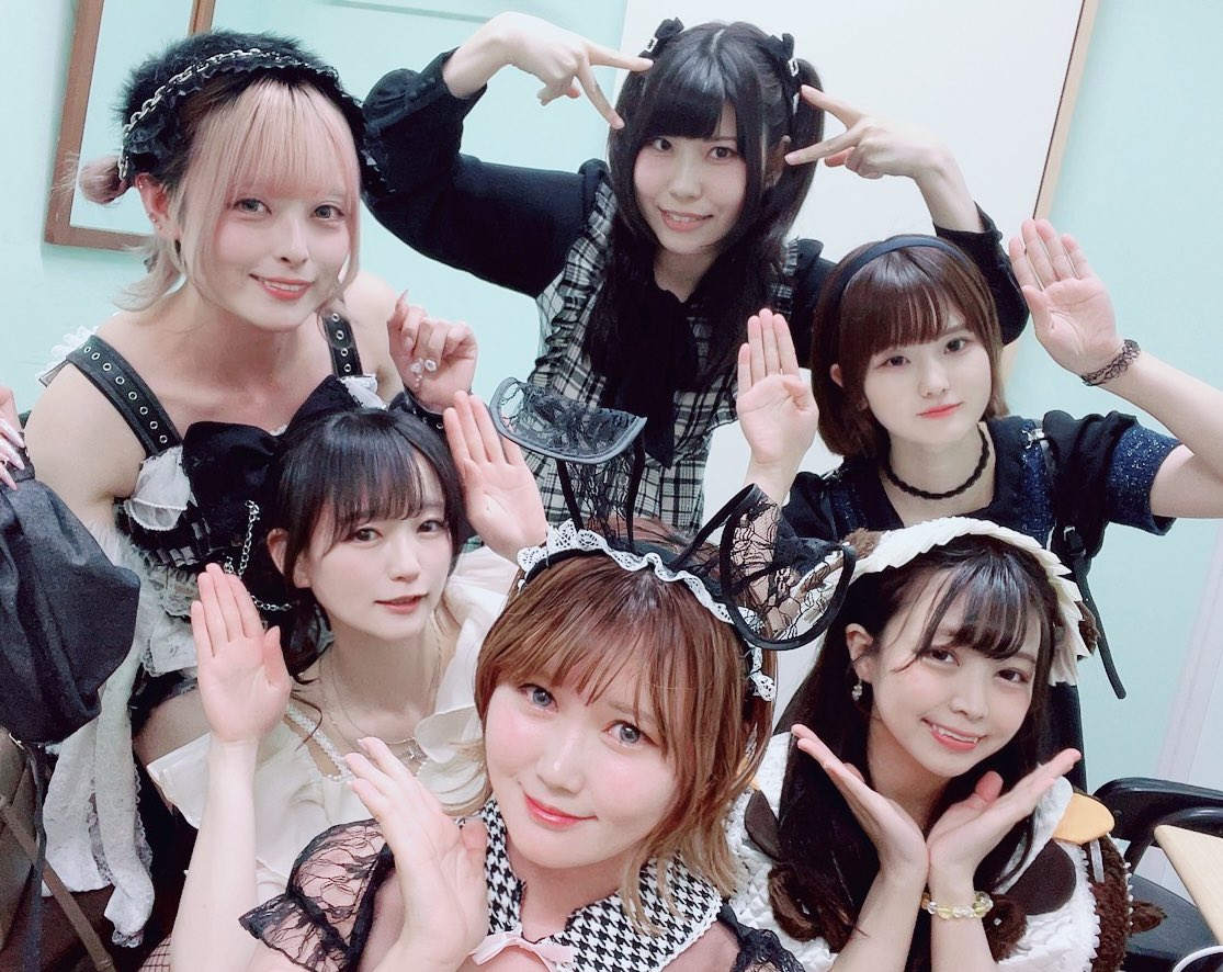 mmmr_i's tweet photo. 写真かわいすぎない??💖💖💖
#LITTLEMAGIC
ご出演いただいたみなさま
きてくれたみてくれたみなさま
ありがとうございましたっ🥰
これからもみんなの日常をほんの少しでも照らしていけますように🪔 https://t.co/1xmbdi6cH9