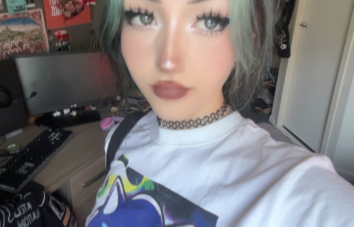 soph~21 tweet media