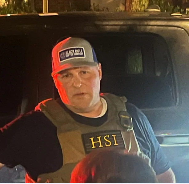 SlowRoll2121's tweet photo. @blckriflecoffee is the new face of fascism in the world https://t.co/6KKDZlT6RX