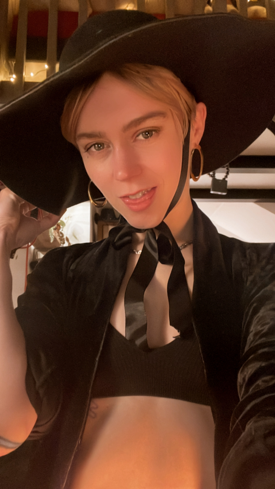 witchy https://t.co/03CLkWjdEE