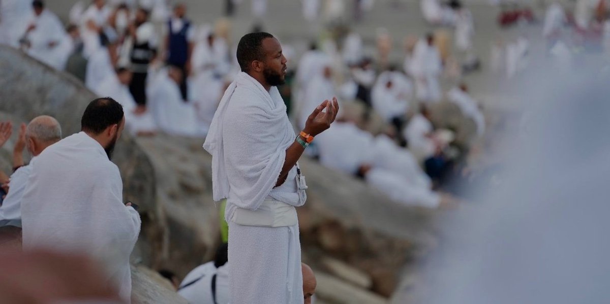Seanblis1804's tweet photo. Ya Allah ,heal hearts that are tired ,minds that are restless ,souls that are hurting .Grant us sabr in difficult moments and happiness after hardship https://t.co/9Dn6bcgcg1