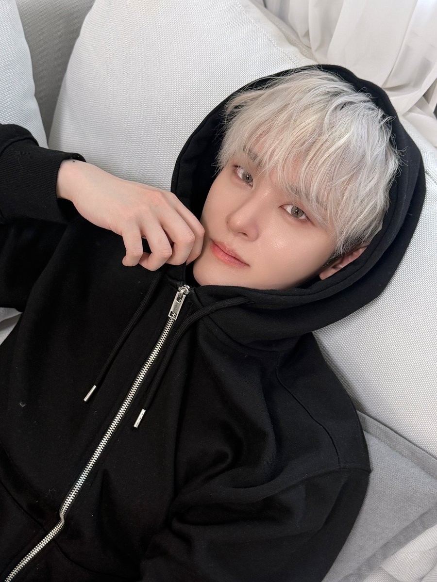 XODIAC_MEMBERS's tweet photo. [#현식] 

D-6 !!!!!!! 😱

#XODIAC #소디엑 #HYUNSIK #현식 https://t.co/JnT3Rf1t7E