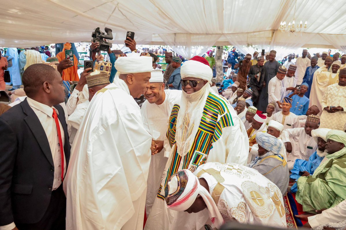 bukolasaraki's tweet photo. This morning, I joined fellow Muslims at the Ilorin Eid Praying Ground to observe the Eid prayers. https://t.co/aTY7lMGX0a