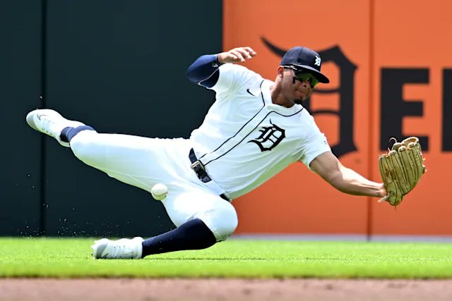 BosscherBen's tweet photo. Torkelson's .682 OPS ranks 23rd of 25 qualified first basemen

Perez's -.9 WAR is the worst in baseball

Flaherty is 0-6 through 11 starts

McKinstry/Jahmai each have -.6 WARs, bottom 30 of 1138 players

Jansen 4 blown save (1st across MLB), Finnegan 3. Will Vest 7.88 ERA https://t.co/XkD2ceEbCH